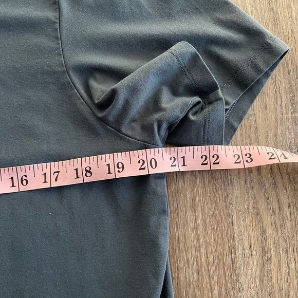 Lululemon Men’s Fundamental Short Sleeve Tee in Oil Grey/Blue - Picture 4 of 10